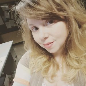 Meet your Posher, Tiffany